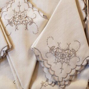 Erinore Irish Linen Table Cloth 72"x126" & 12 Napkins 22"x22" IOB Fancy Formal